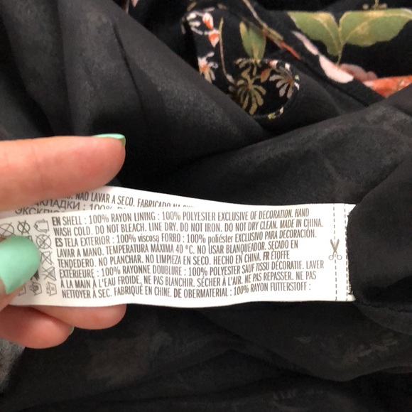 Forever 21 Floral Romper - Picture 9 of 11